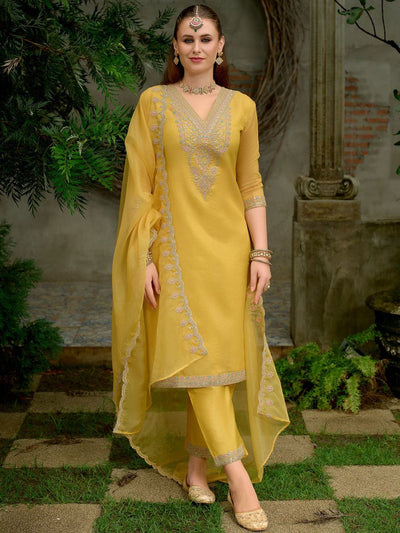 Dhiyona IE Ethnic Motifs Embroidered Kurta with Trousers & Dupatta