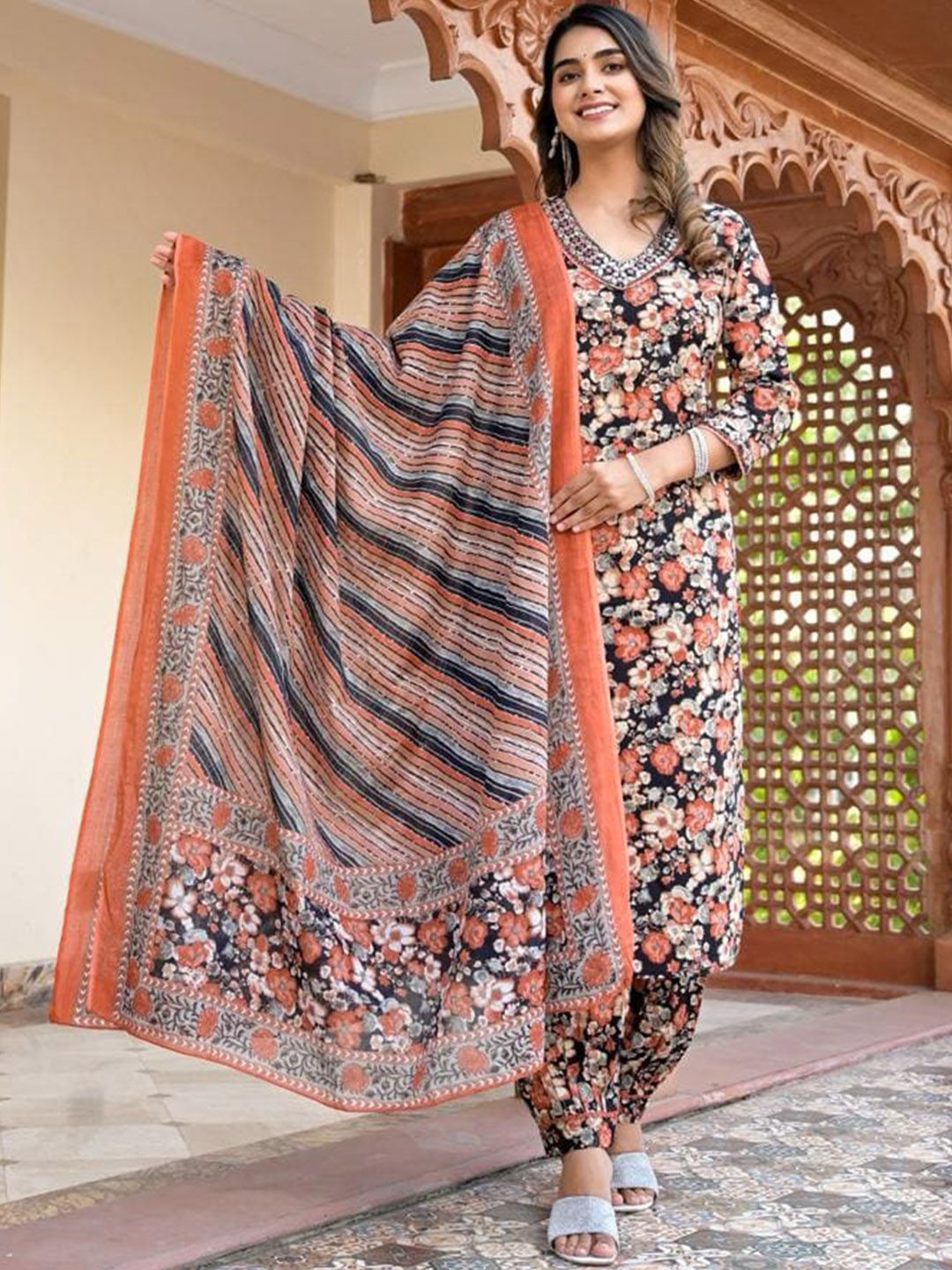 Indyancart VA Women'sFloral Embellished Kurta Paired With Afghani Trousers & Dupatta