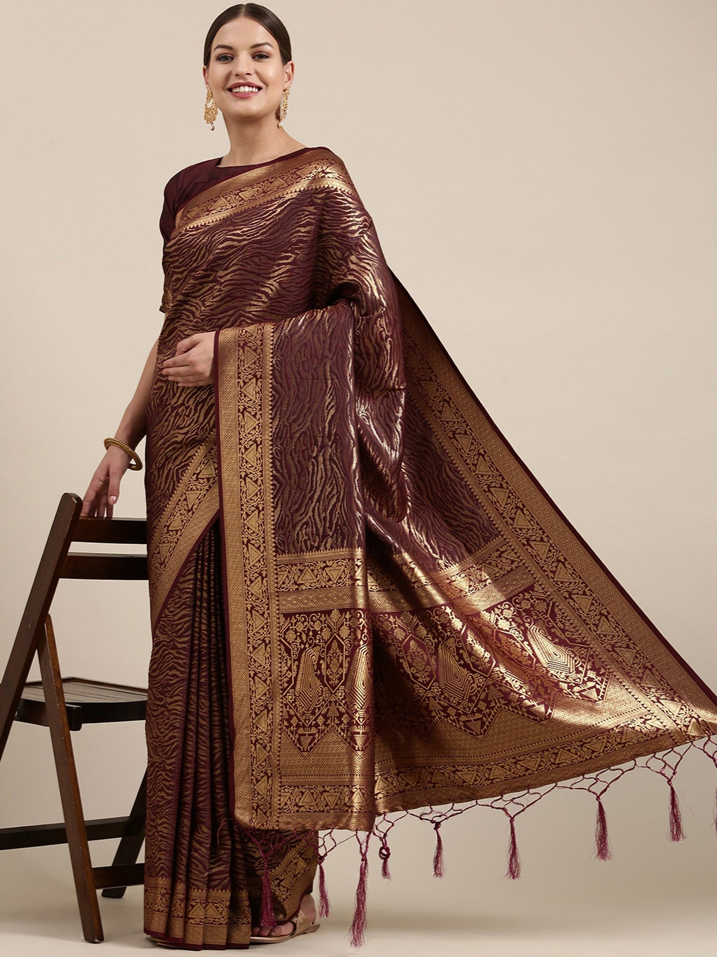 Women's Kanjeevaram Silk Burgundy Woven Design Designer Saree With Blouse Piece