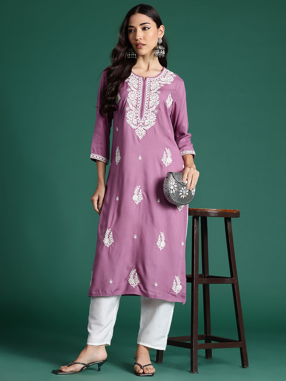 Indyancart IE Ethnic Motifs Embroidered Thread Work Kurta