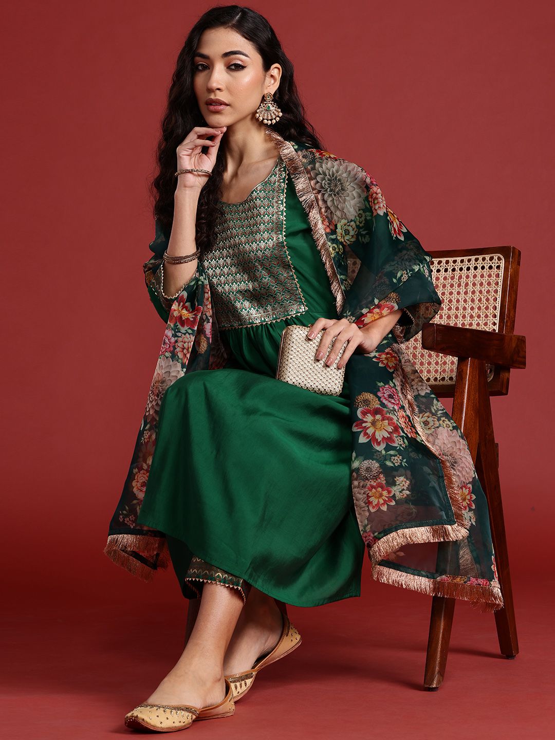 Dhiyona IE Floral Yoke Design Pleated Gotta Patti Pure Cotton Kurta Set