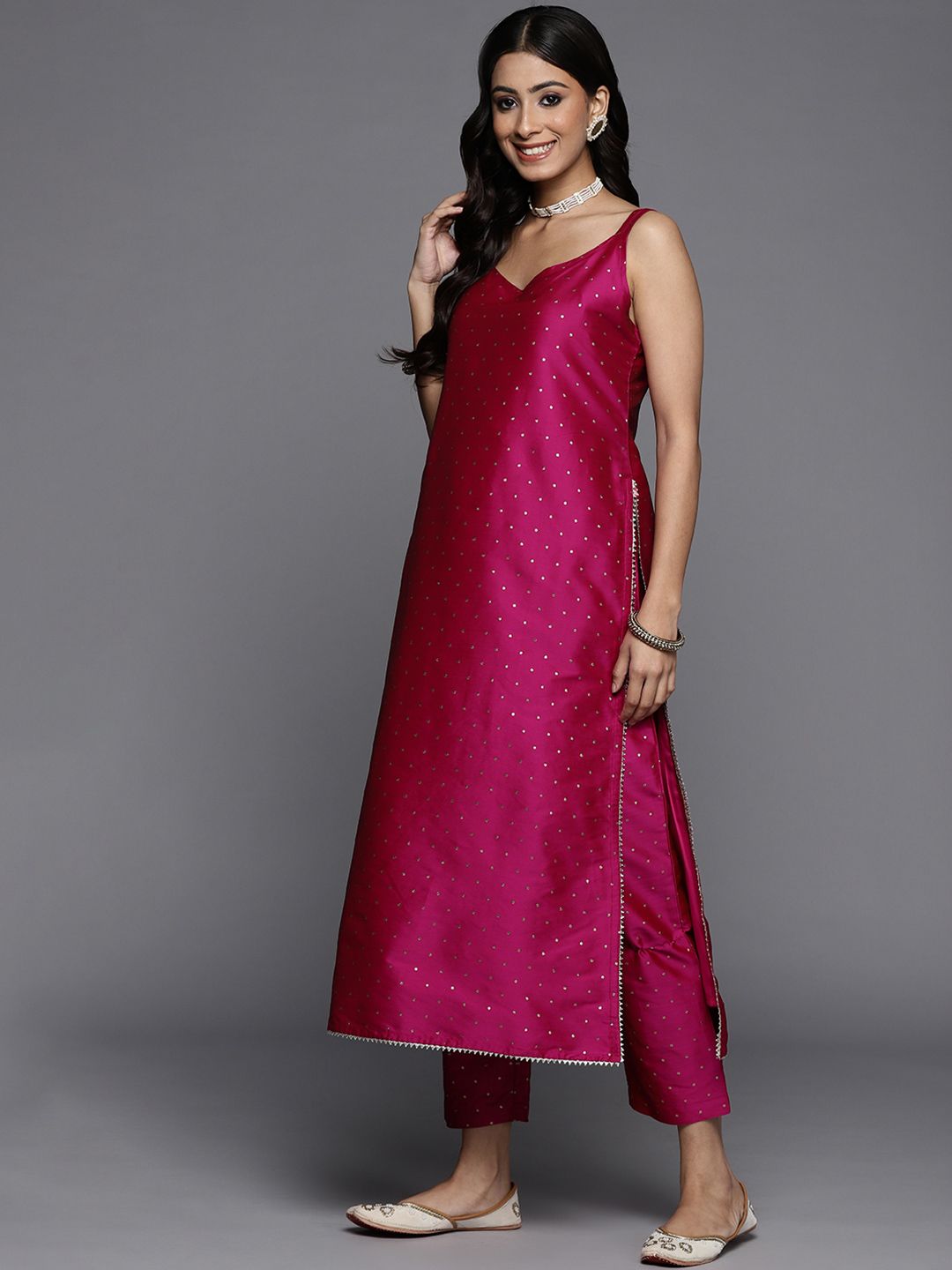 Indyancart VA Women's Magenta Foil Printed Sleevless Kurta and Trouser with Dupatta