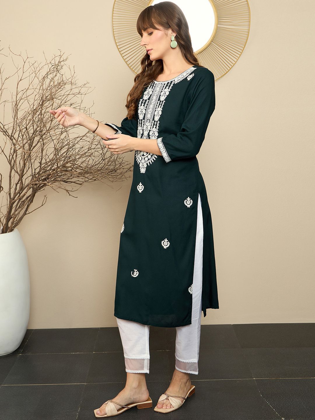 Indyancart IE Pack Of 2 Floral Embroidered Straight Kurta