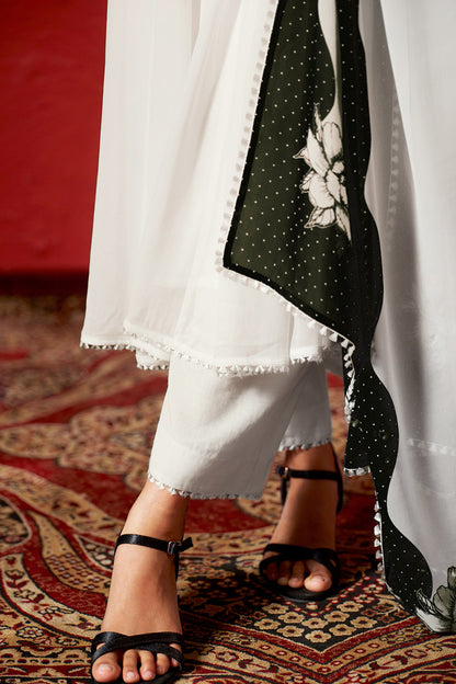 Women's Marshmallow and Black Georgette Kurta Set