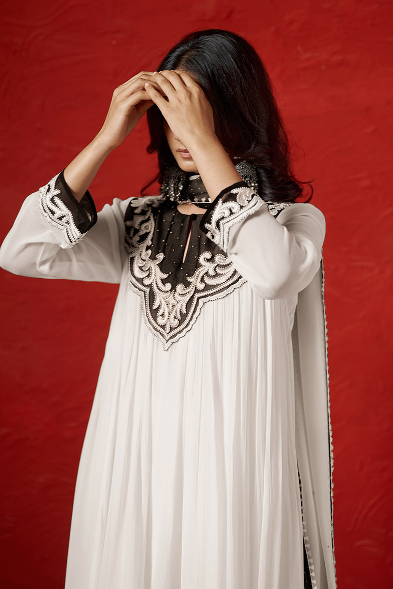 Women's Marshmallow and Black Georgette Kurta Set