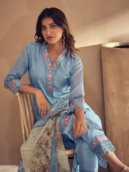 Indyancart IE Women Floral Embroidered Regular Thread Work Kurta with Trousers & With Dupatta