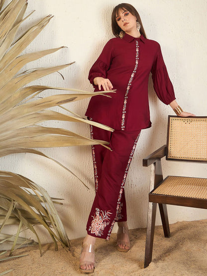 Dhiyona IE Red Floral Printed Shirt Collar Above Knee Straight Kurta With Trouser