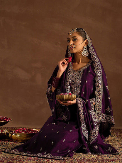 Dhiyona IE Floral Embroidered Regular Thread Work Straight Kurta With Trousers & Dupatta
