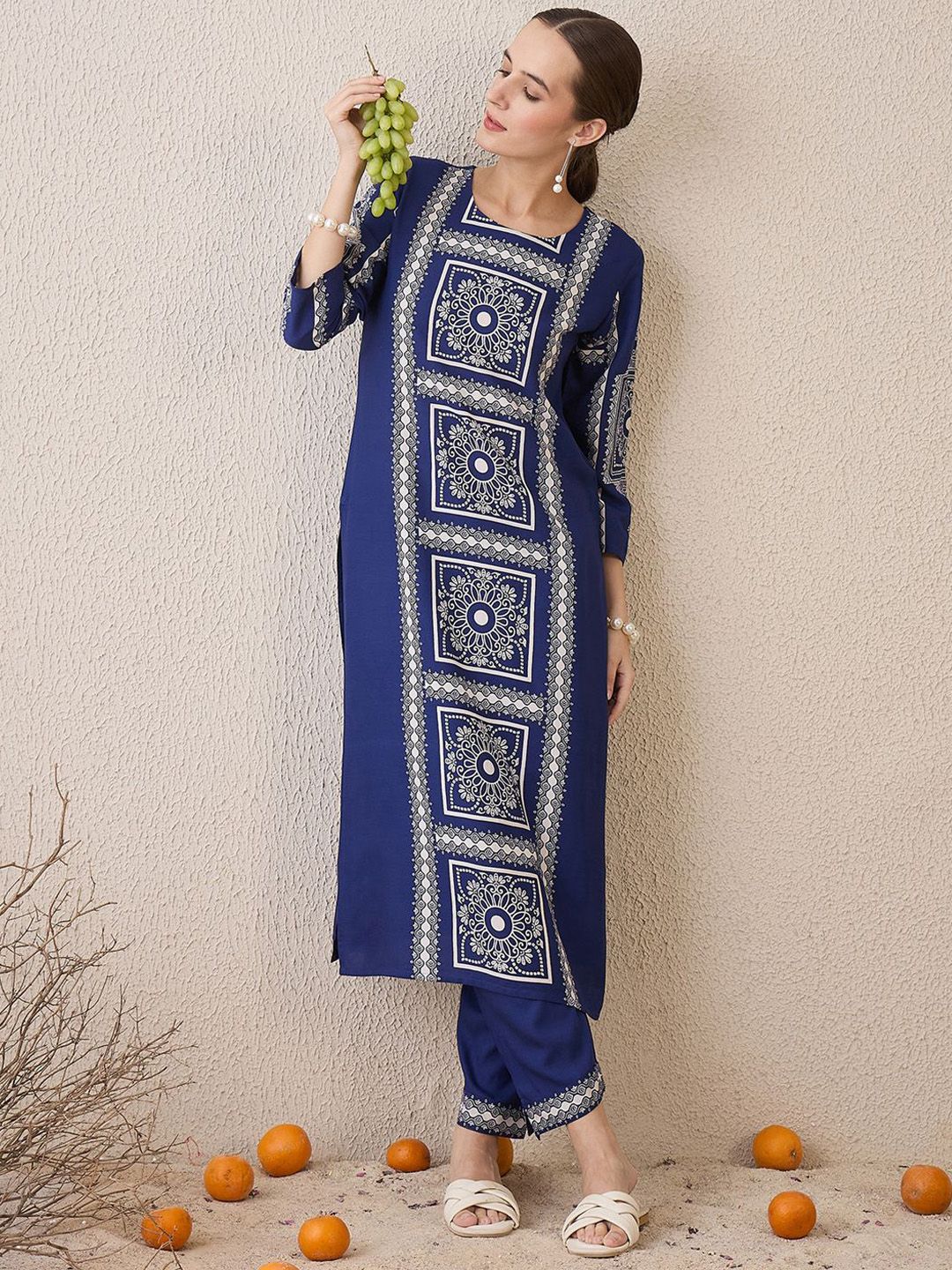 Indyancart IE Floral Printed Round Neck Straight Kurta With Trouser