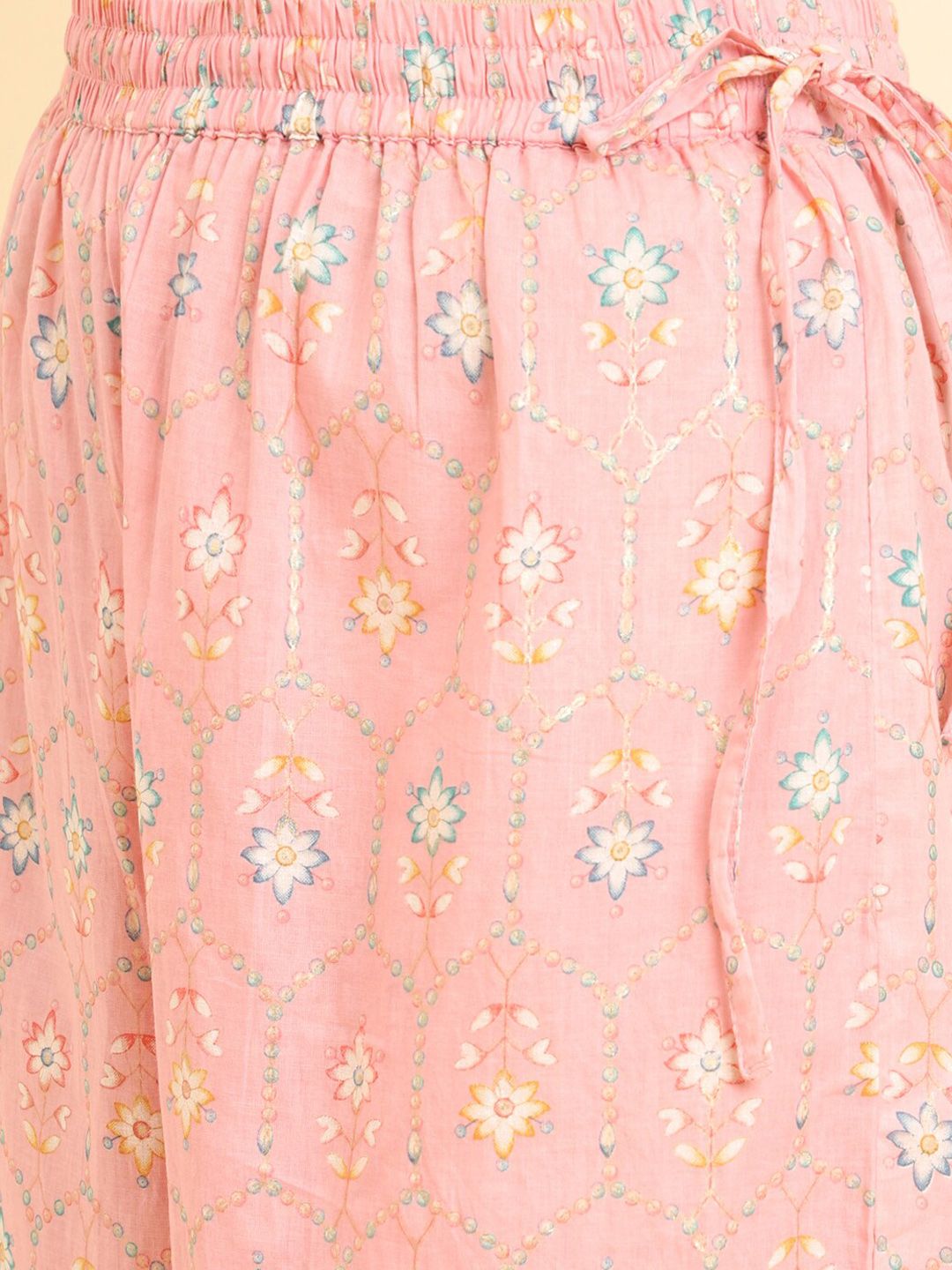 Indyancart VA Women'sPink Floral Printed Regular Kurta with Trousers