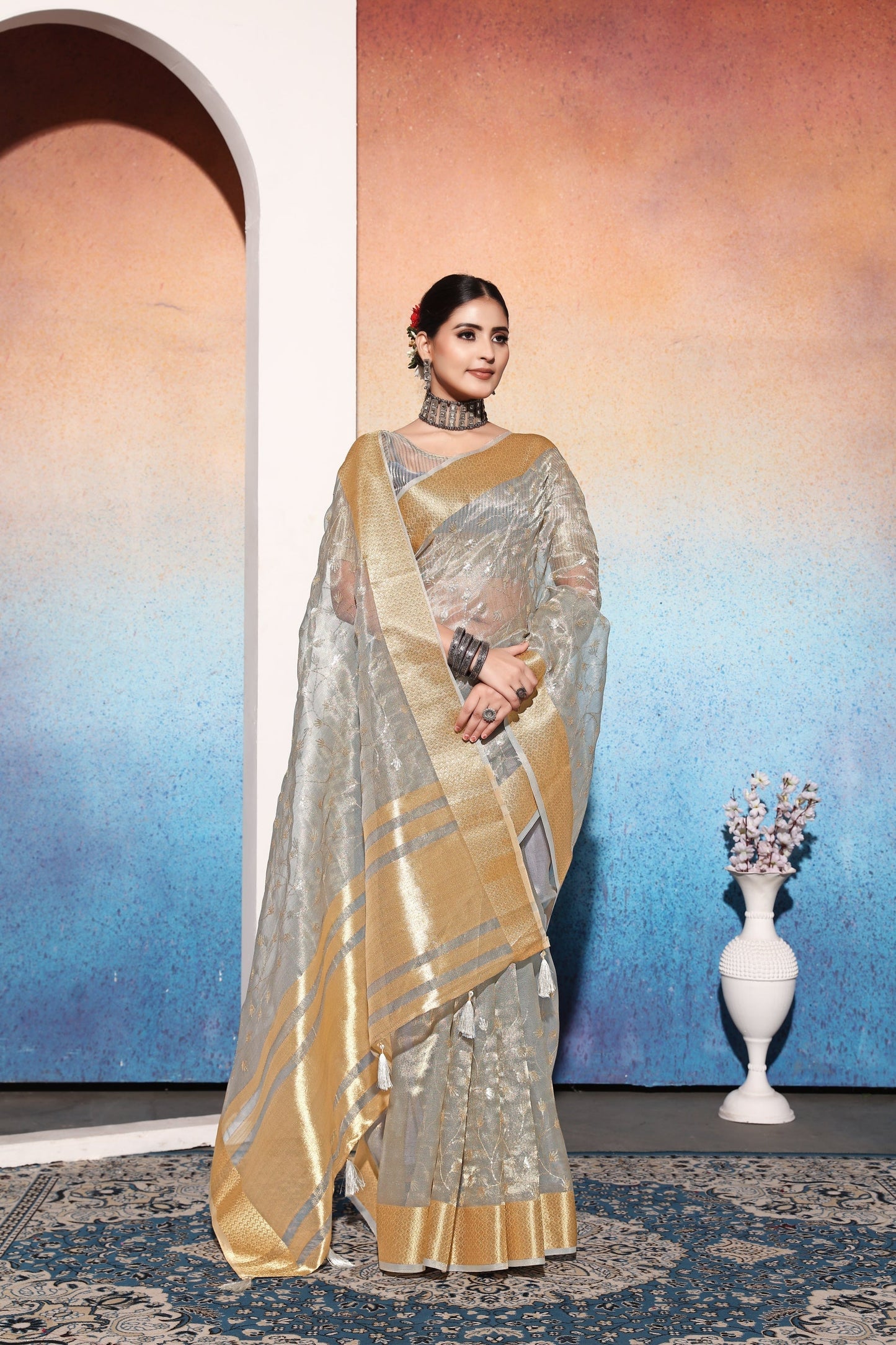 Dhiyona GR Women's Amani Grey Tissue Cotton Silk Embroidered Saree