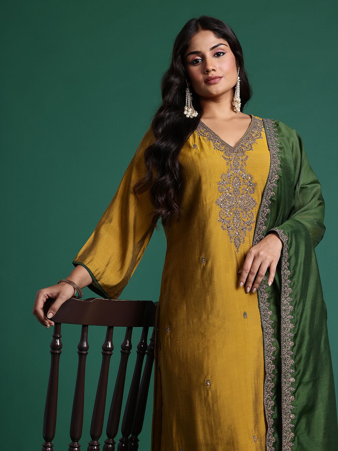 Indyancart Women's Plus Size Ethnic Motifs Embroidered Zari Kurta with Trousers & Dupatta