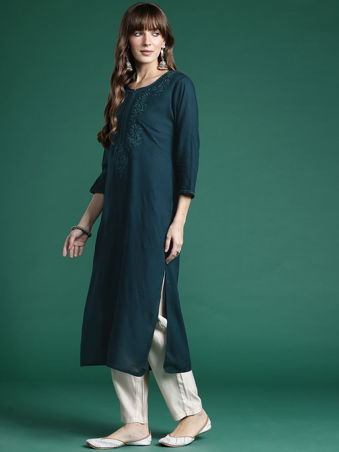 Indyancart IE Ethnic Motifs Embroidered Thread Work Kurta