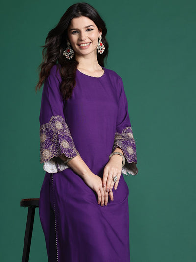 Indyancart IE Floral Zari Embroidered Kurta with Trousers