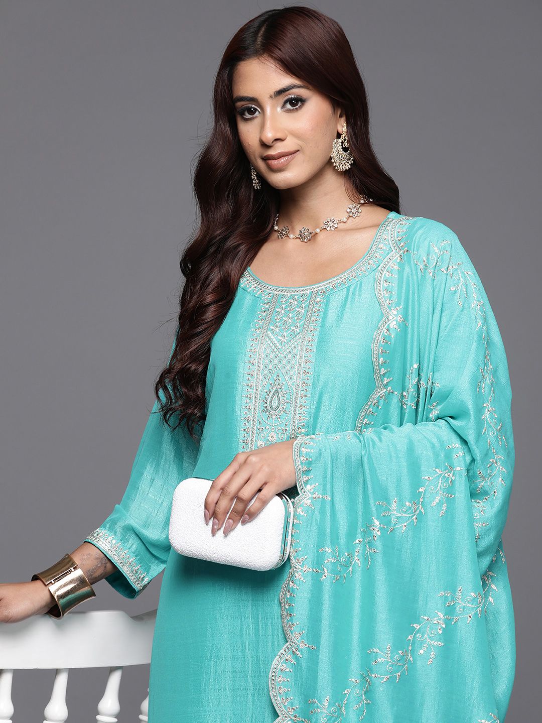 Indyancart IE Ethnic Motifs Embroidered Sequinned Kurta with Trousers & Dupatta
