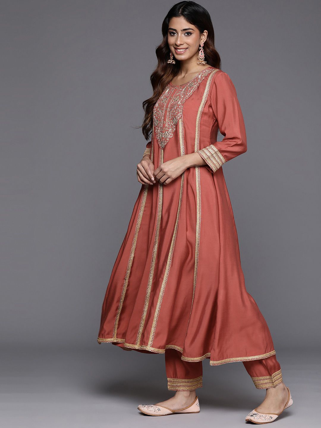Indyancart VA Women'sFloral Embroidered Panelled Sequinned Kurta with Trousers & Dupatta