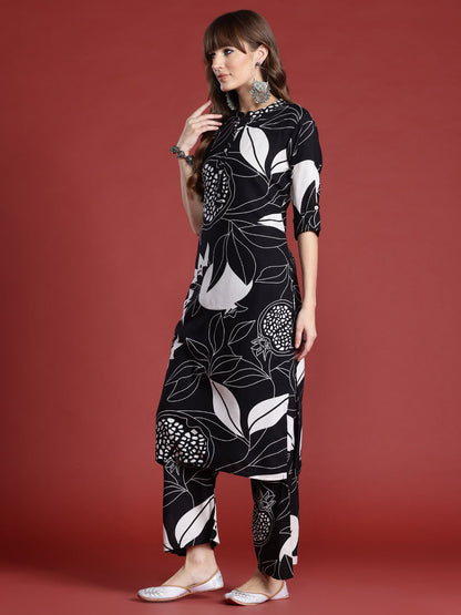 Dhiyona IE Women Printed Regular Kurta with Palazzos