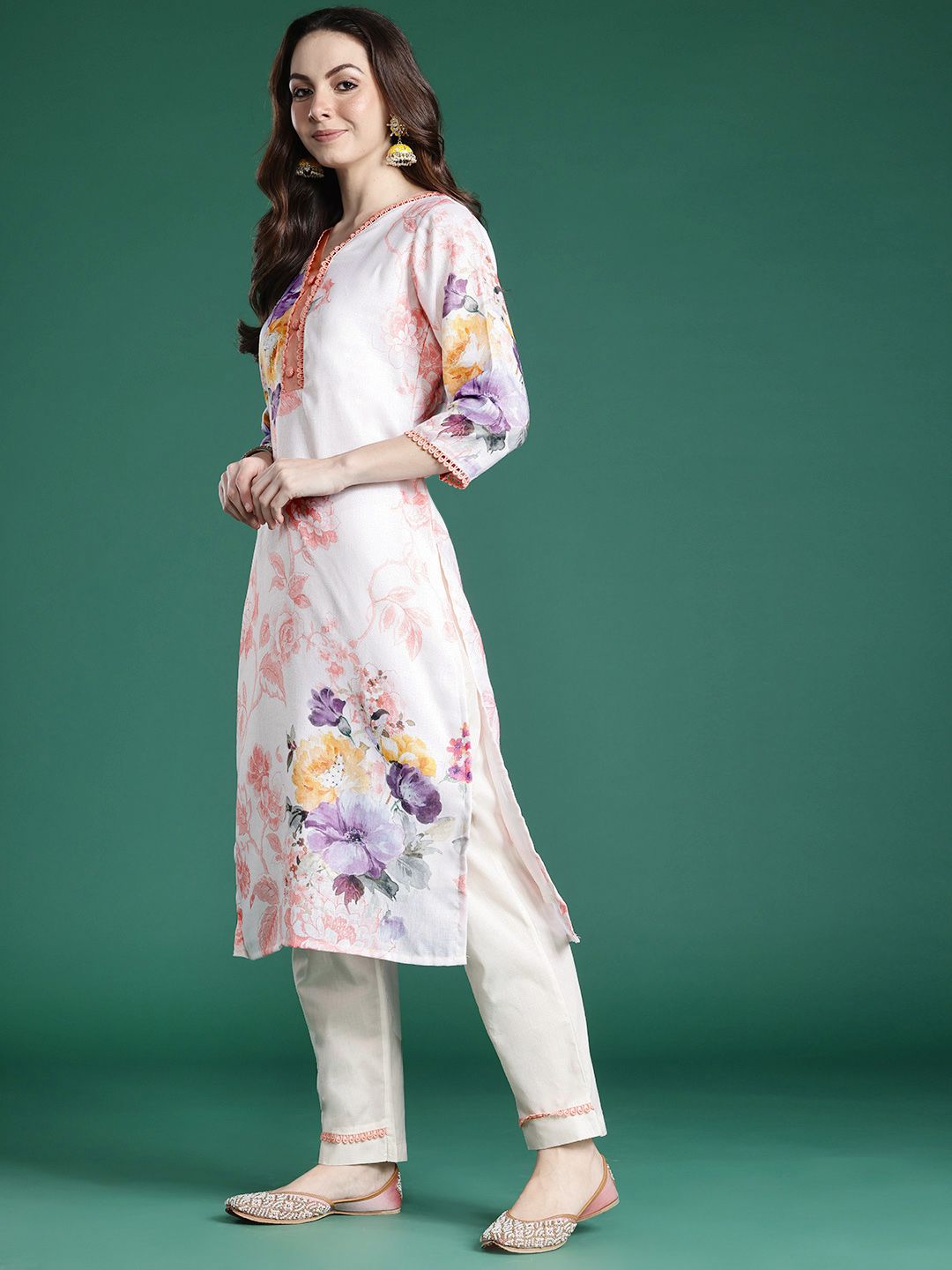 Indyancart IE Floral Printed Beads and Stones Linen Kurta with Trousers & With Dupatta
