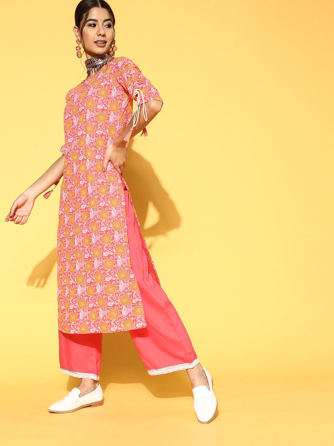 Ethnic Motifs Cotton Blend Paisley Kurta Set