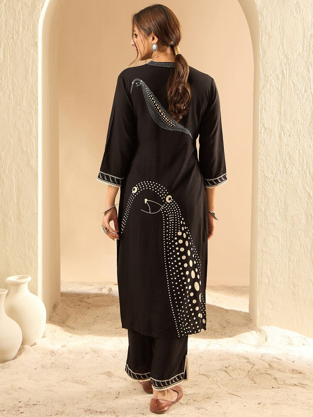 Indyancart IE Women Printed Regular Kurta with Trousers