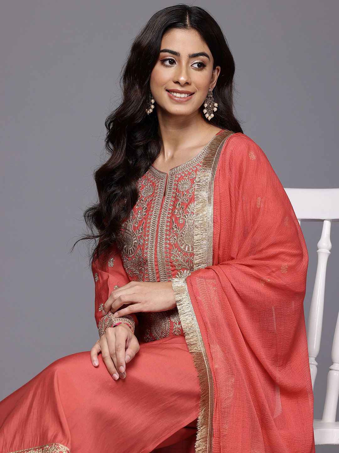 Indyancart VA Women Embroidered Kurta with Palazzos & Dupatta