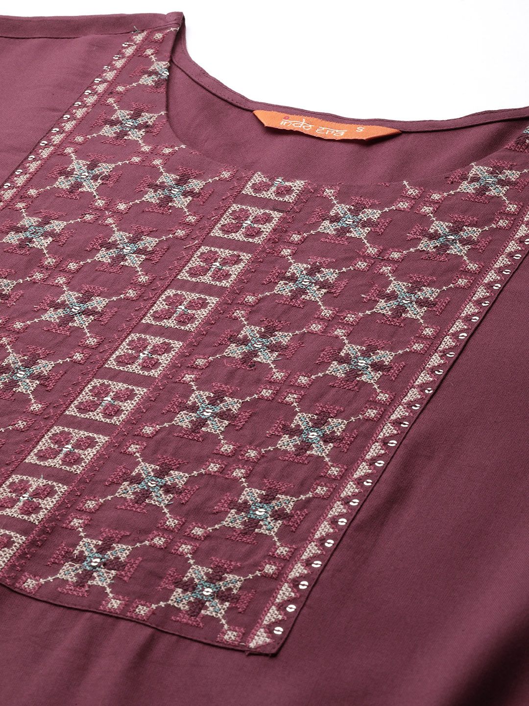 Indyancart IE Women Embroidered Thread Work Kurta