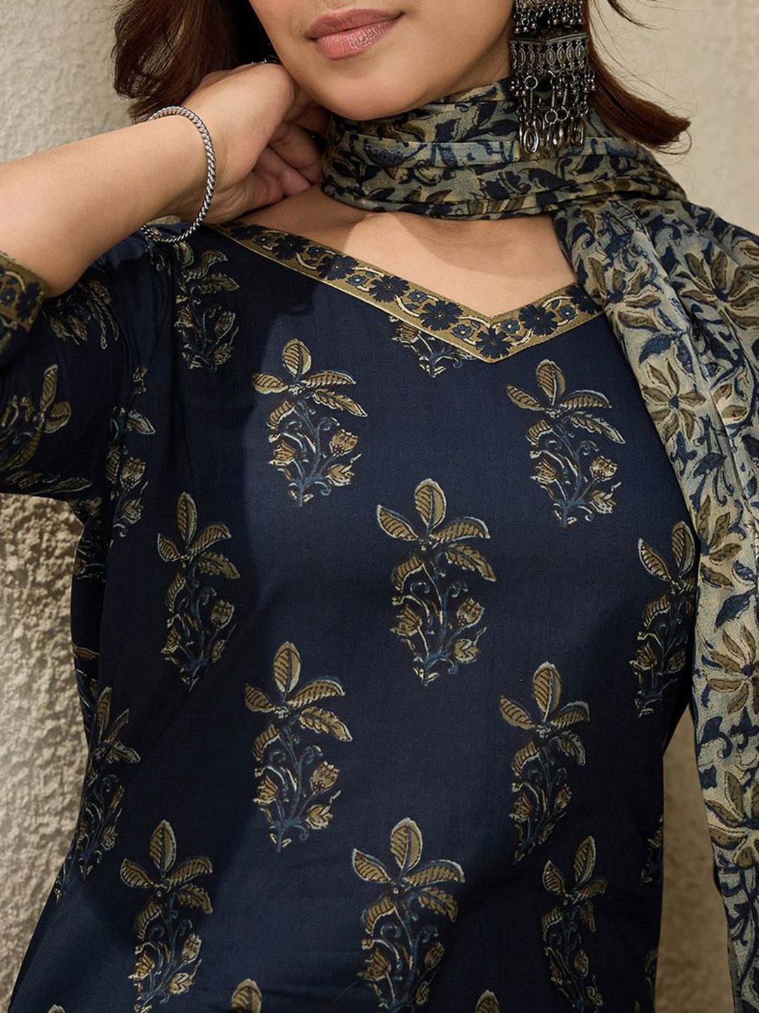 Indyancart IE Floral Printed V Neck Pure Cotton Kurta With Salwar & Dupatta