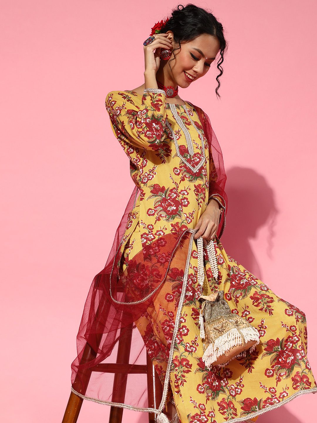 Dhiyona IE Yellow Cotton Blend Romantic Florals Kurta Set