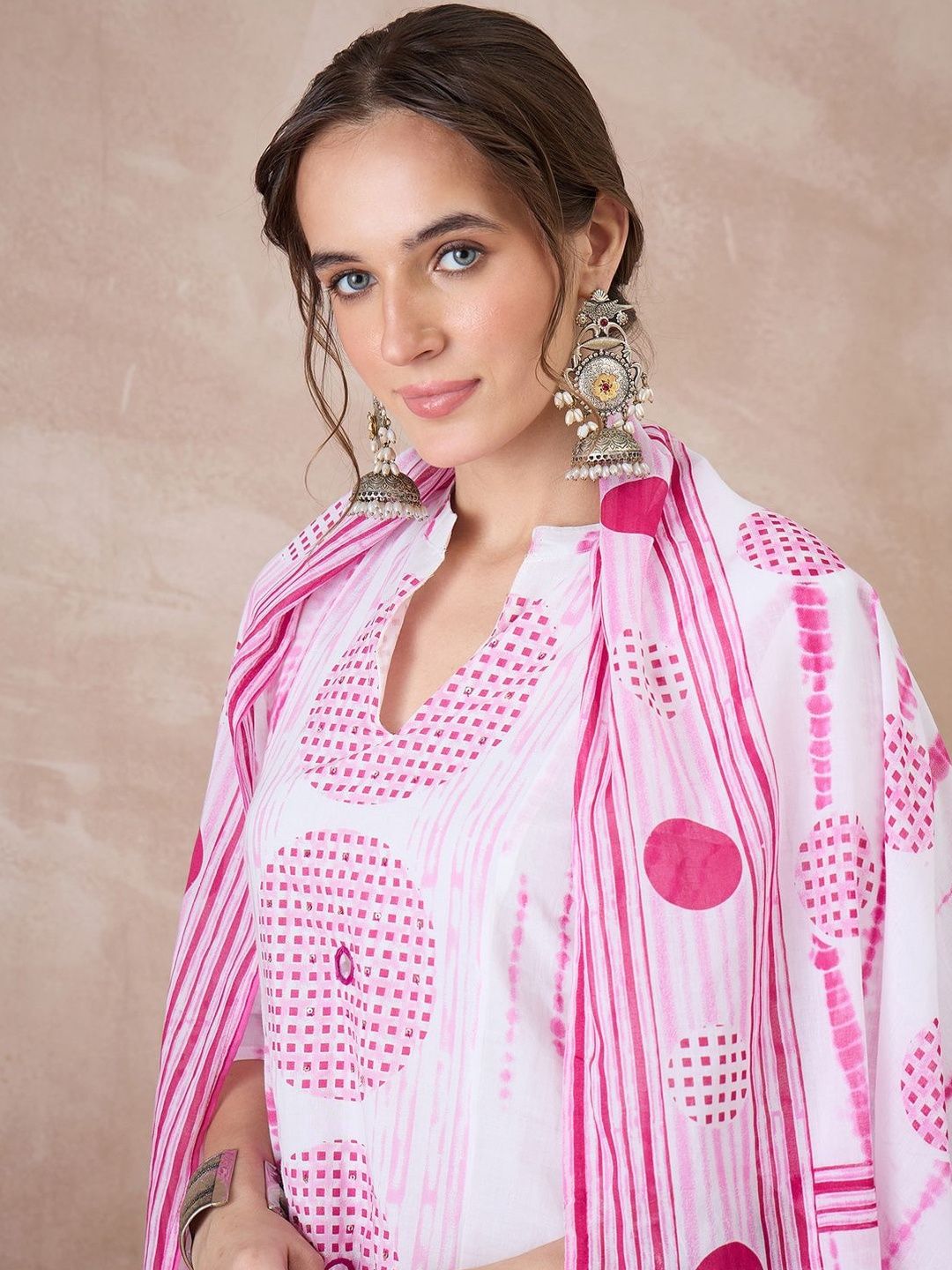 Women Dyed Regular Pure Cotton Kurta with Trousers & With Dupatta