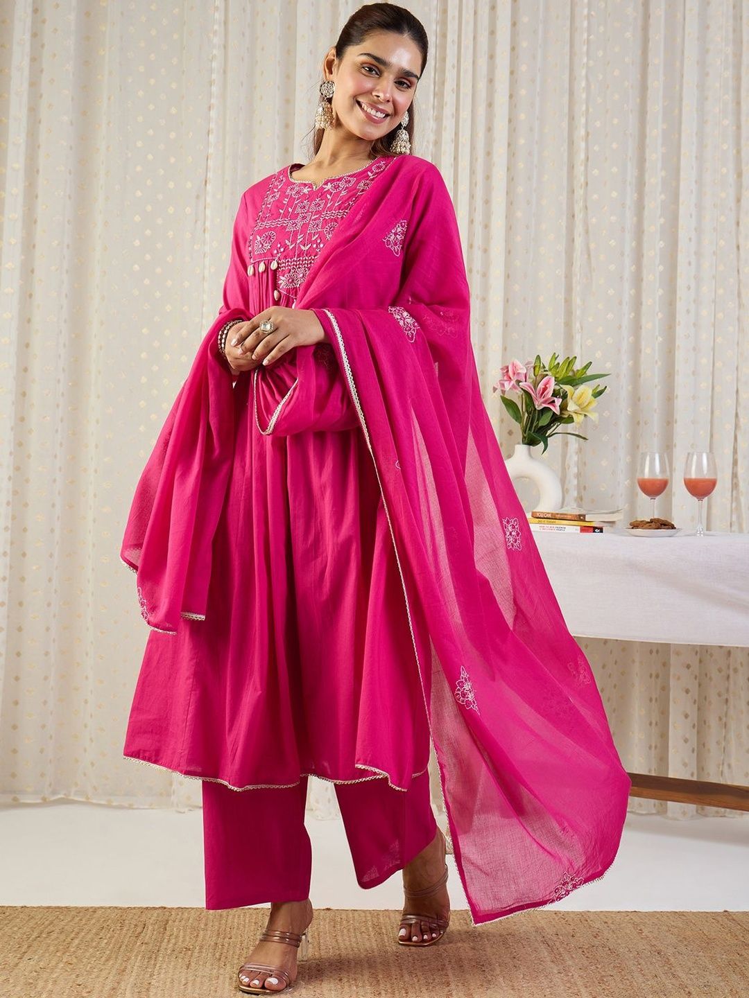Embroidered Notch Neck Thread Work Pure Cotton Kurta With Trousers & Dupatta