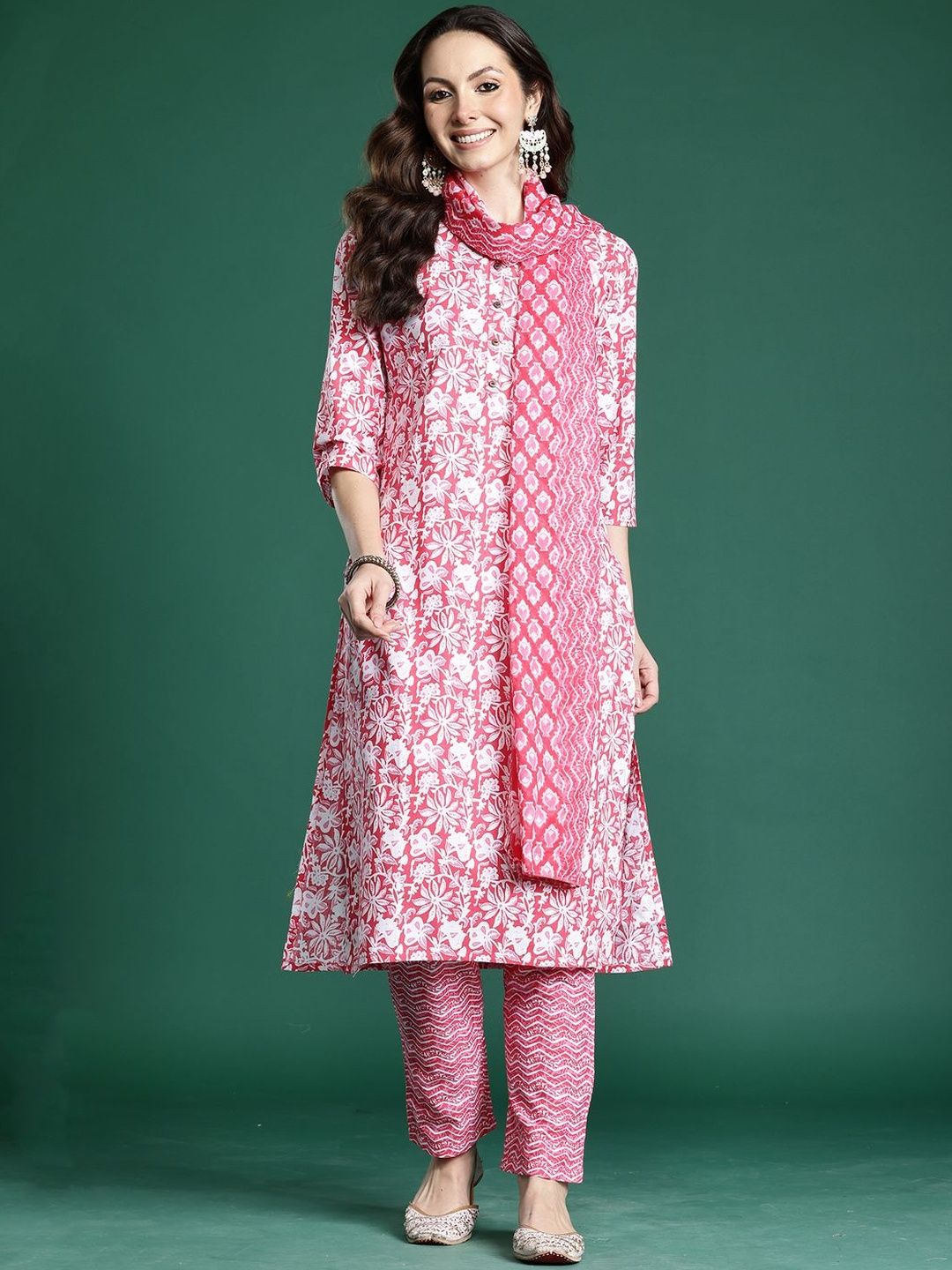 Women Floral Printed Regular Pure Cotton Kurta with Trousers & With Dupatta