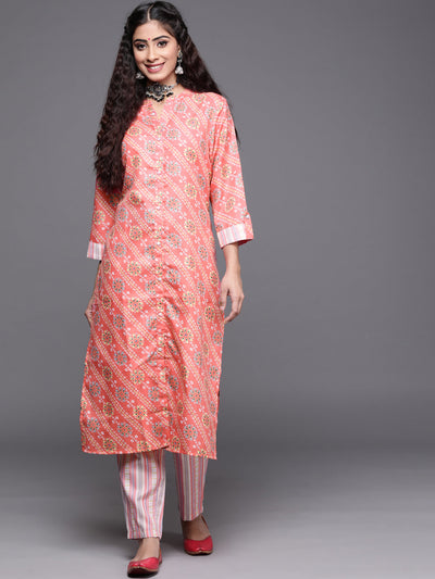 Indyancart VR Women's Kurta With Button Down Paired With Vertical Strip Printed Pant