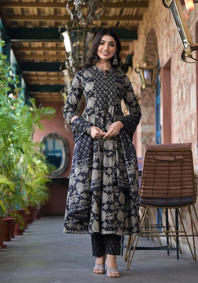 Indyancart VR Women's Black Mandarin Collar Embellished Yoke Three-Quarter Sleeves Paired With Printed Bottom And Dupatta