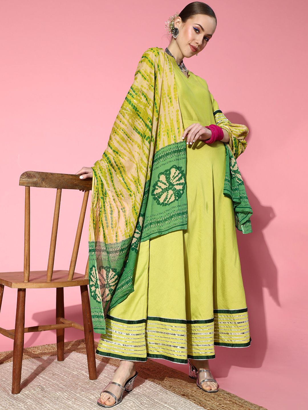 Indyancart IE Women Stylish Green Liva Swirling Volume Kurta