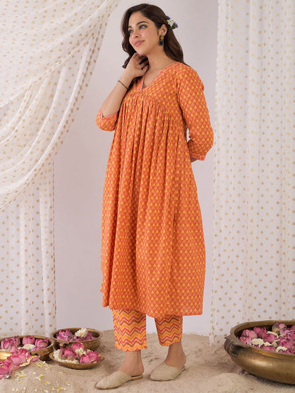 Indyancart IE Floral Printed Pure Cotton V Neck A-Line Tunic And Trousers