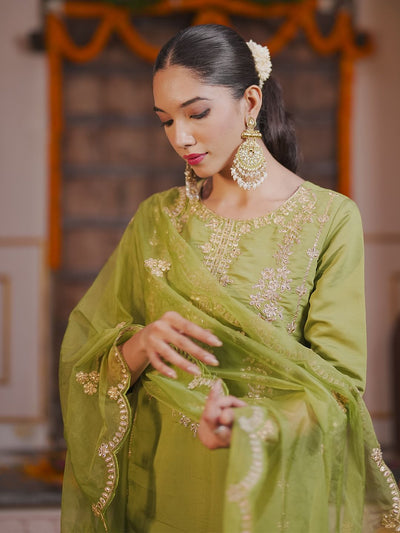 Dhiyona IE Ethnic Motifs Embroidered Kurta With Trousers & Dupatta