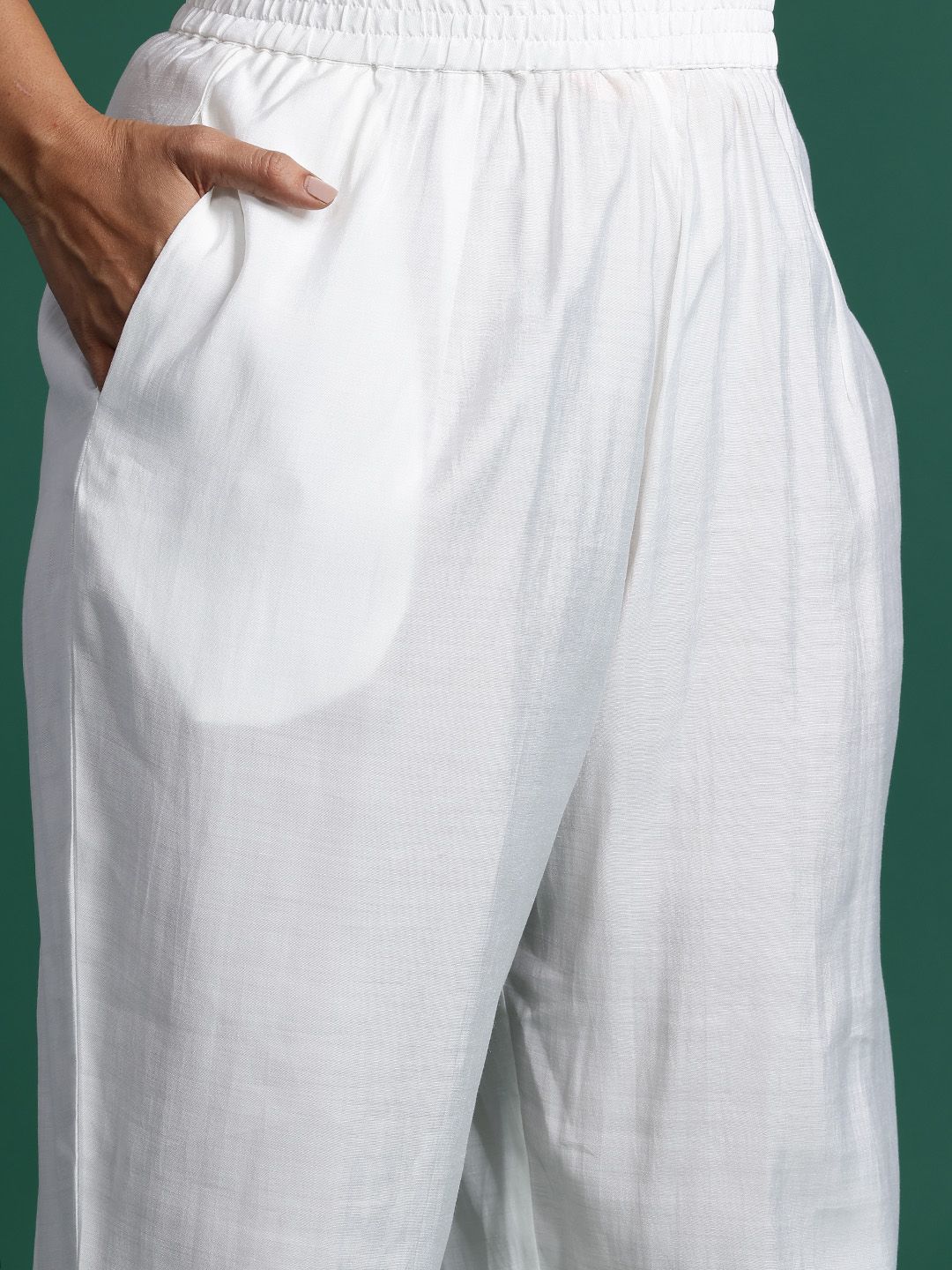 Indyancart Women's Plus Size Floral Embroidered Beads & Stones Kurta with Trousers & With Dupatta