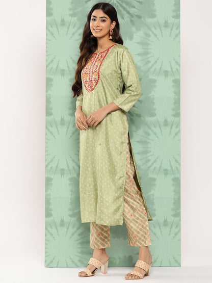 Indyancart VA Women's Ethnic Motifs Embroidered Mirror Work Kurta with Trousers & With Dupatta