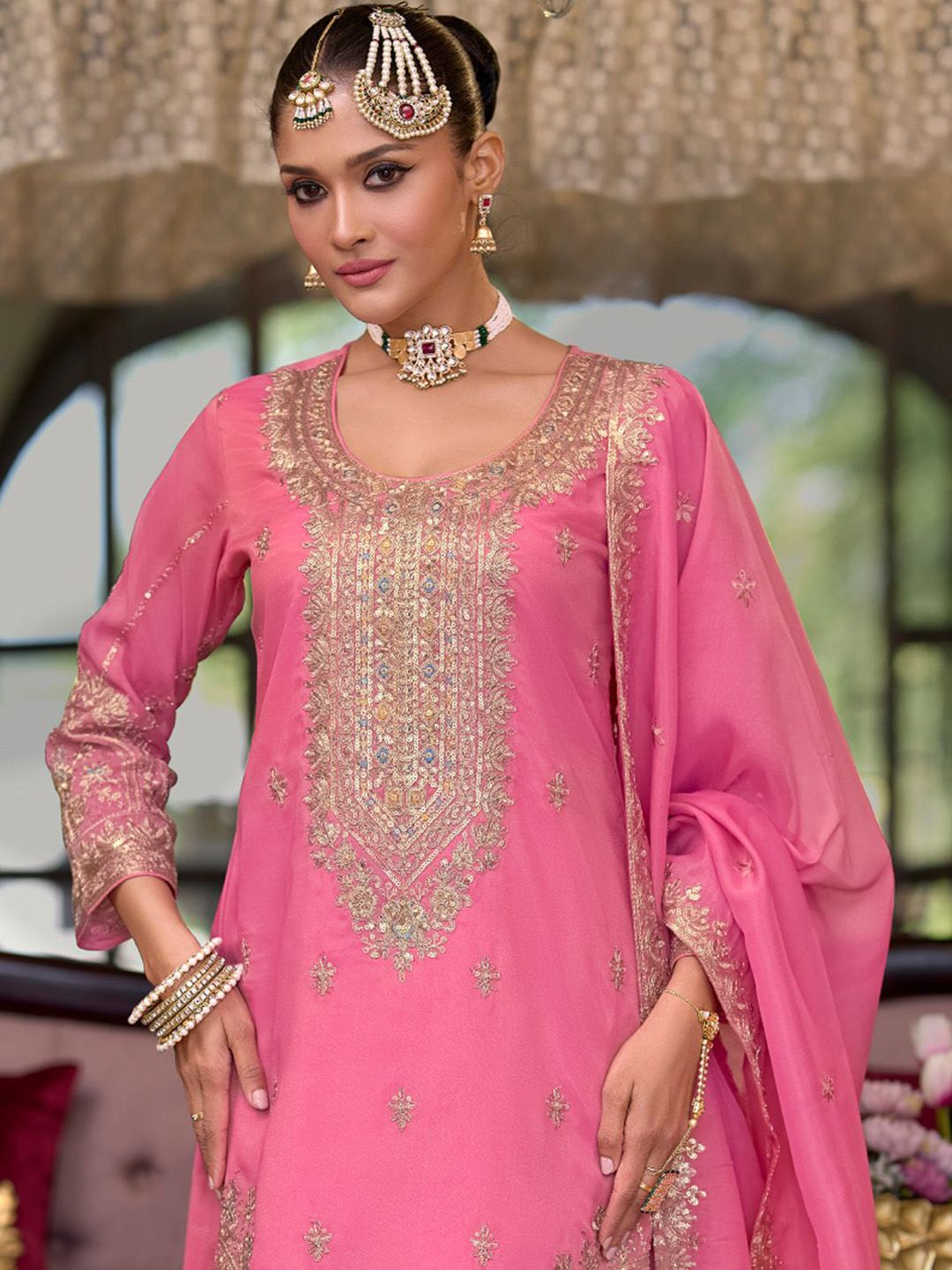 Women Floral Embroidered Kurta with Palazzo & Dupatta