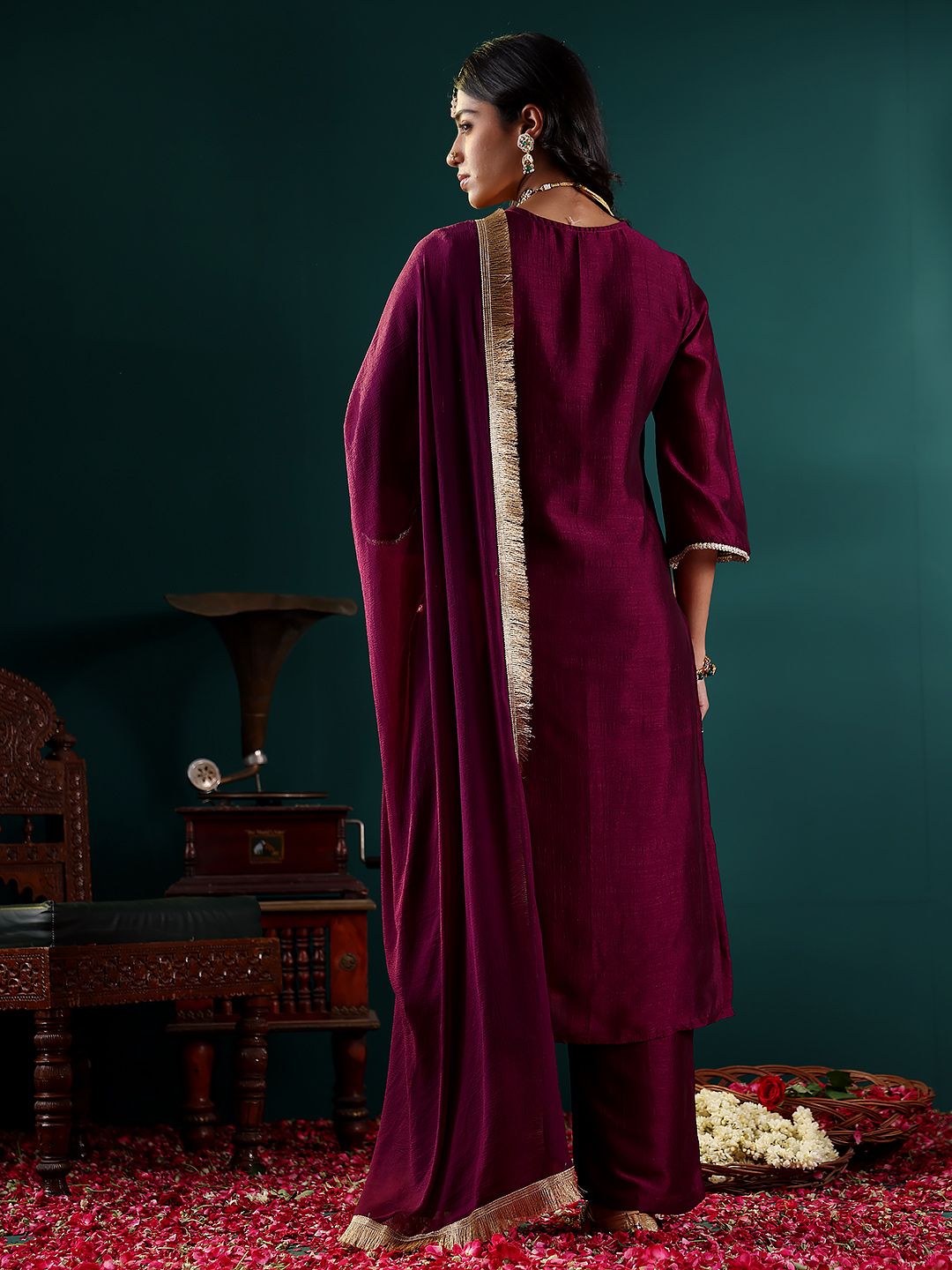 Indyancart VA Women Ethnic Motifs Embroidered Regular Kurta with Palazzos & With Dupatta