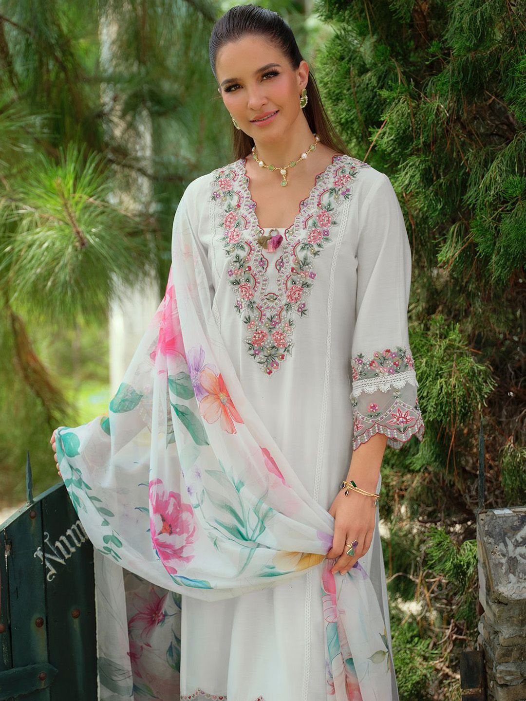 Floral Yoke Design Square Neck Thread Work A-Line Kurta With Trousers & Dupatta