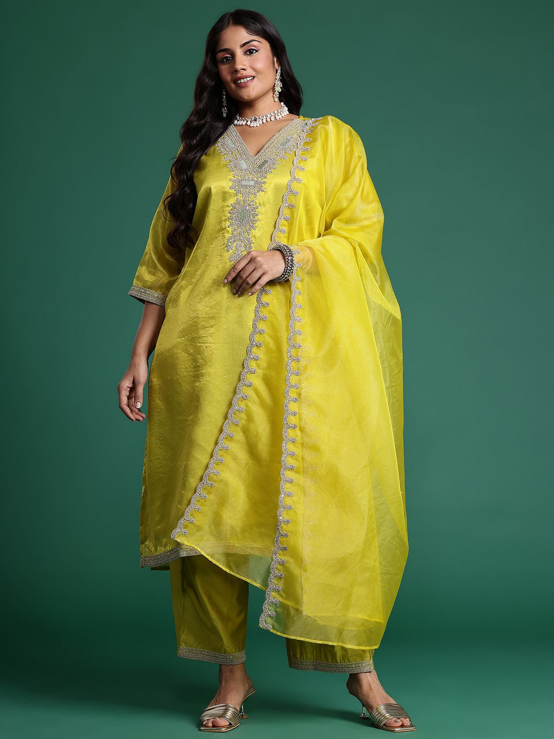 Indyancart IE Embroidered Kurta with Trousers & Dupatta