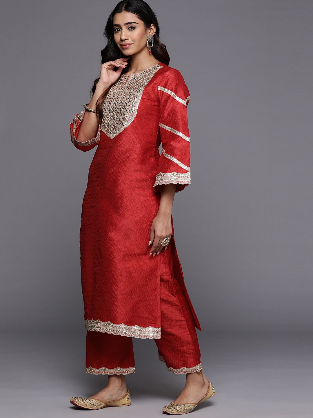 Indyancart VA Women'sRegular Sequinned Kurta with Trousers & Dupatta