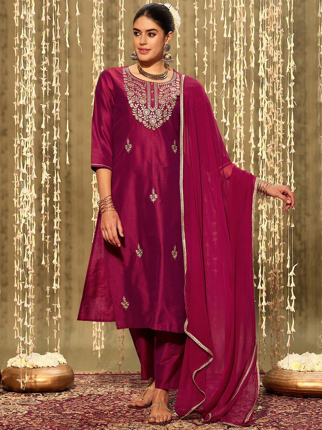 Indyancart IE Magenta Ethnic Motifs Embroidered Straight Kurta & Trouser With Dupatta