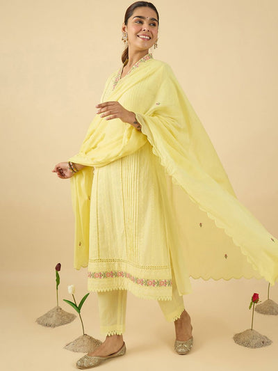 Indyancart IE Floral Embroidered Pure Cotton V Neck Kurta With Trousers & Dupatta