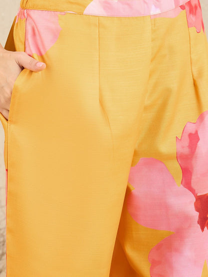Indyancart IE Floral Printed V-Neck Straight Kurta with Trousers