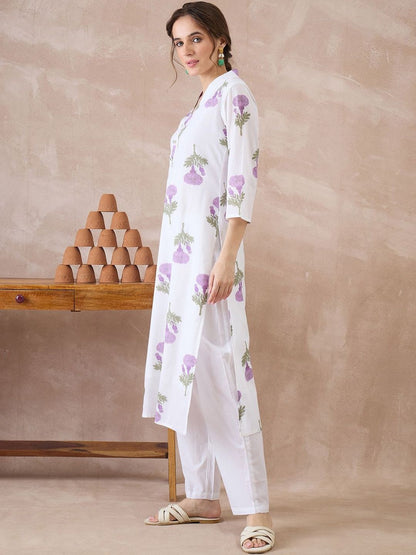 Women Floral Printed Regular Pure Cotton Kurta with Trousers