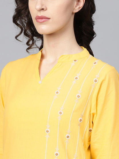 Dhiyona IE Women Yellow Embroidered Straight Kurta