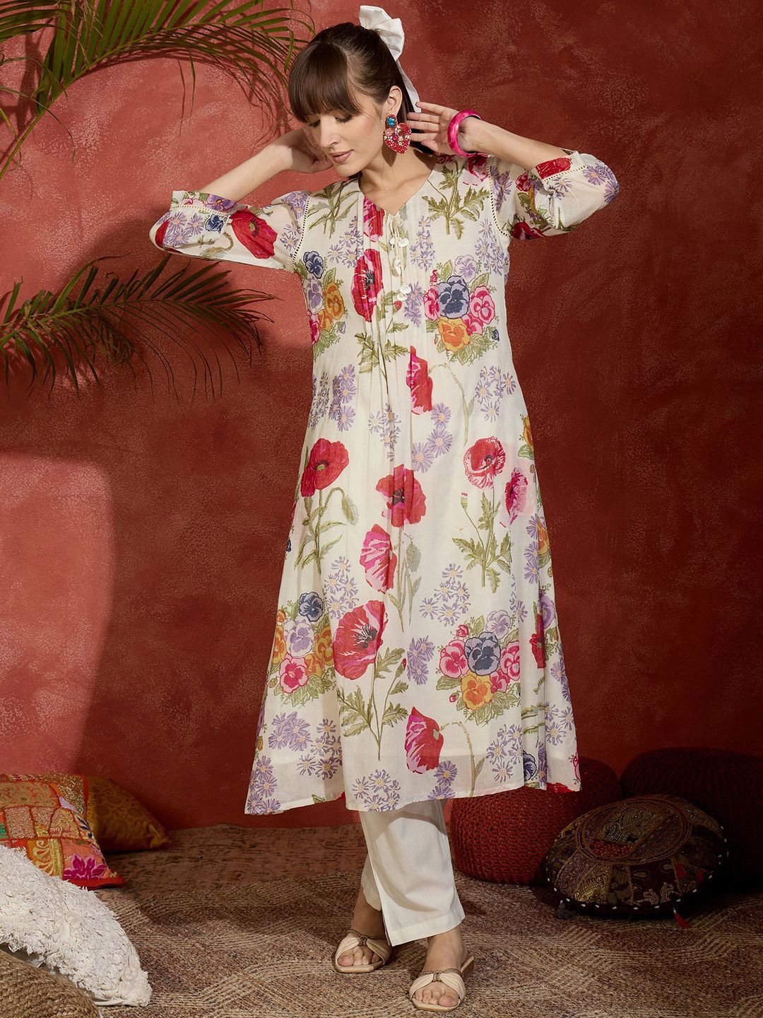 Women Floral Printed Regular Pure Cotton Kurta with Trousers