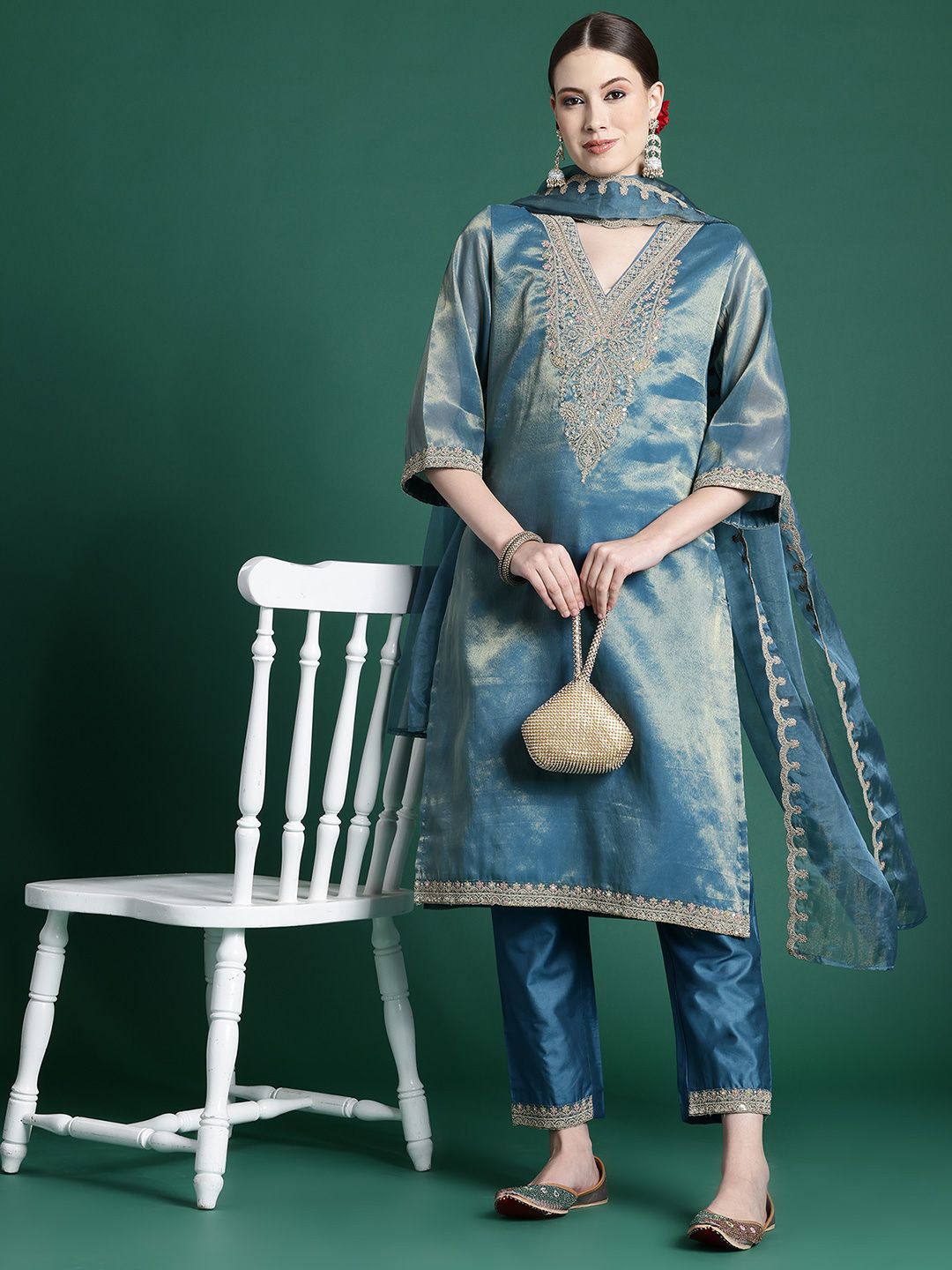 Women Ethnic Motifs Embroidered Regular Kurta with Trousers & With Dupatta